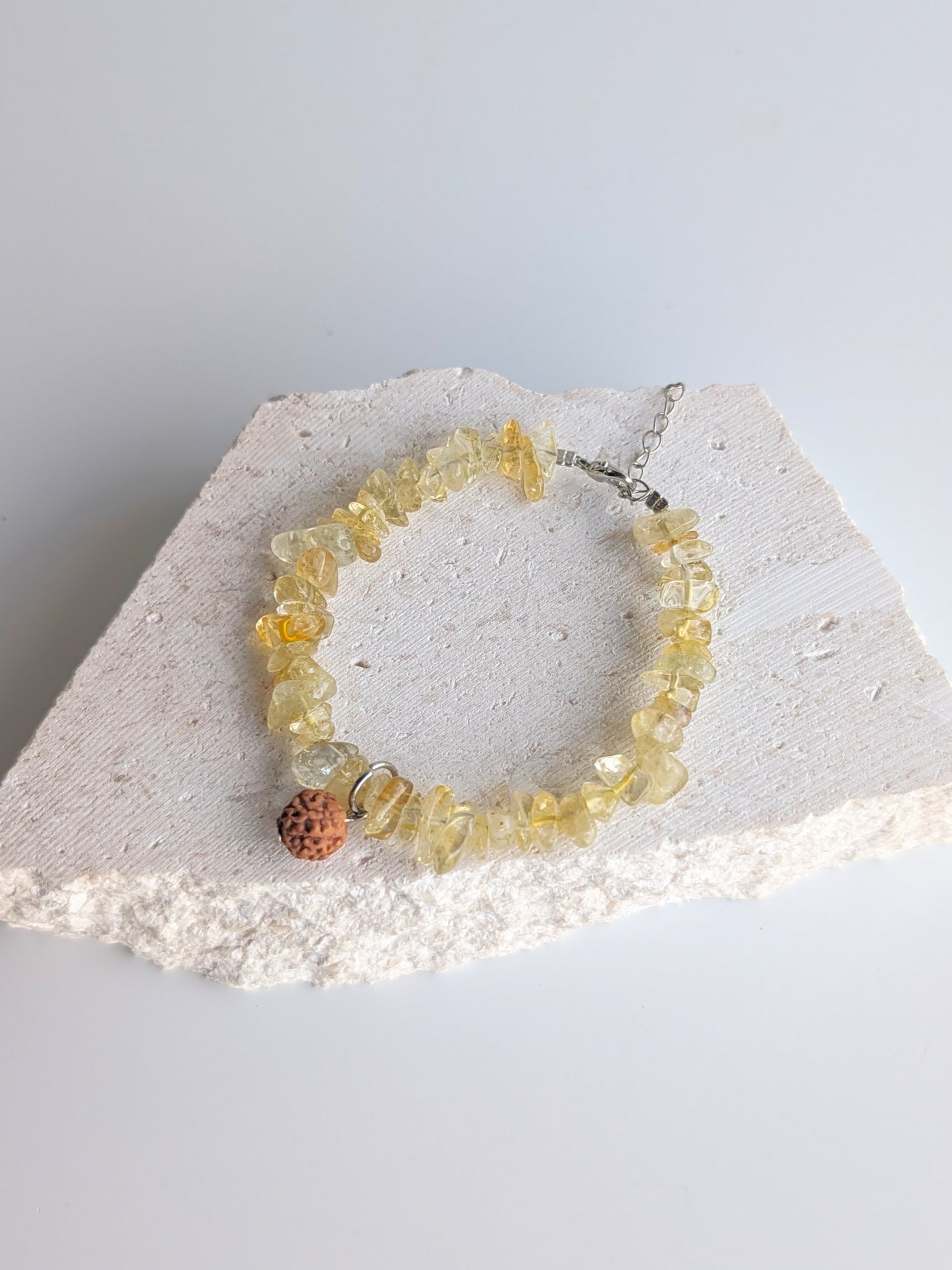 Dhiiyaan - Crystal Bracelet
